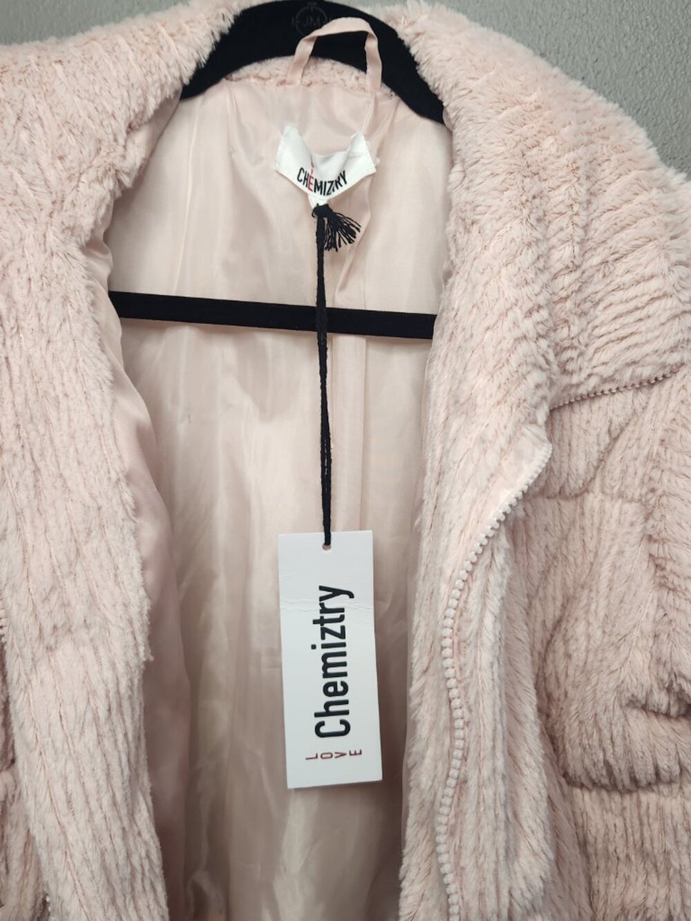 Love Chemiztry Pink Faux Fur Teddy Jacket Cropped NWT Medium - Picture 3 of 8